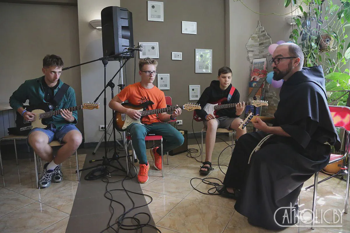 Дополнительное изображение